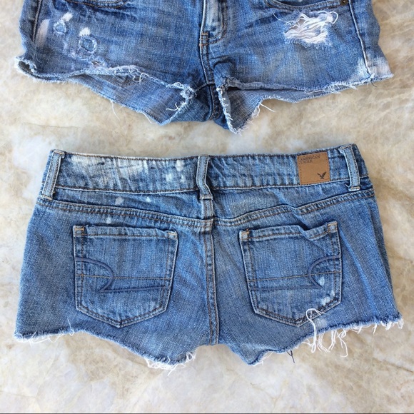 Match your bff! AE Distressed Short Shorts - Picture 2 of 2